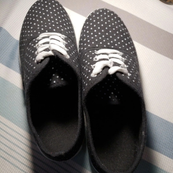 Sneakers - Picture 3 of 3